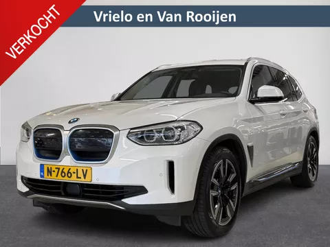 BMW iX3 Executive 80 kWh | 98.6% SOH! | Pano | Leer | AllSeason | Navi | LED ( Vestiging - Nieuwegein )