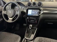 Suzuki Vitara 1.5 Hybrid Style | Automaat | Camera | Clima | Stoelverwarming voor | Pano | LM velgen | ( Vestiging - Nieuwegein ) Foto