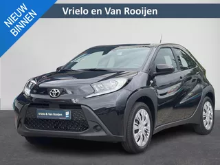 Toyota Aygo X 1.0 VVT-i MT Play NIEUW! | Airco | ACC | Camera | Stoelverwarming | DAB | ( Vesteging - Nieuwegein )