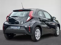 Toyota Aygo X 1.0 VVT-i MT Play NIEUW! | Airco | ACC | Camera | Stoelverwarming | DAB | ( Vesteging - Nieuwegein ) Foto