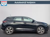 Opel Grandland 1.2 Turbo 130PK Elegance 10.000KM!!! BTW Auto | Climate Control | AGR-Sportstoelen | Stuurverwarming + Stoelverwarming+ voorruitverwarming | Navigatie By App| Apple Car play/Android Auto |  |Cruise | 17"LM-Velgen | PDC | LED Verlichting | Digitaal Dashboard | All Season banden | Trekgewicht 1400 kg ( Vestiging - Vianen Tel: 0347-371248 ) Foto
