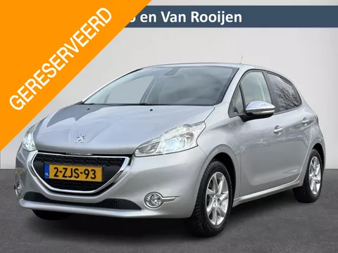 Peugeot 208 1.2 PureTech Style Pack | ACC | Cruise | Parkeersensor achter | Navi | LM velgen | ( Vestiging - Nieuwegein )