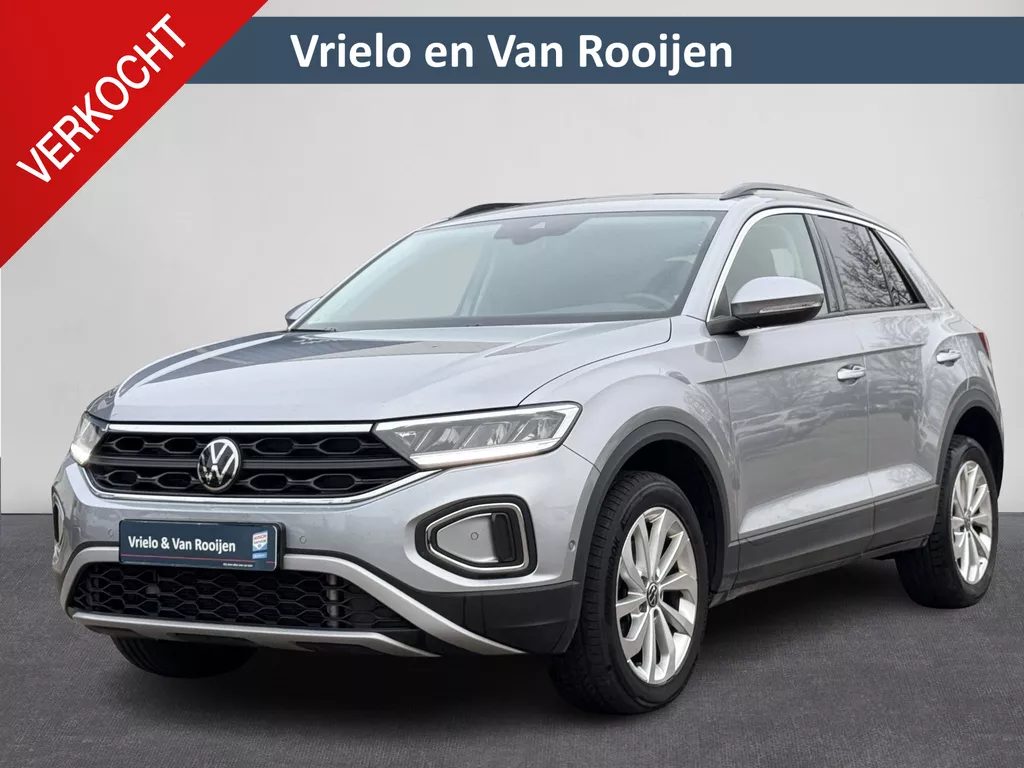 Volkswagen T-Roc 1.5 TSI Life | Automaat | ACC | Carplay | Parkeersensor voor/achter | LM velgen | ( Vestiging - Nieuwegein )