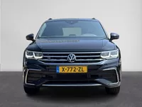 Volkswagen Tiguan 1.5 TSI R-Line Business Automaat | Matrix LED koplampen | Cruise control adaptief | Digitaal Dashboard | Climate Control | comfortstoelen | Apple Carplay/Android Auto | Parkeersensor voor/achter | 19" Lichtmetalen Velgen Foto